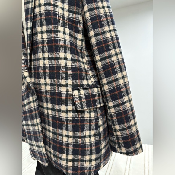 SIX/FIFTY - Picture 4 of 4